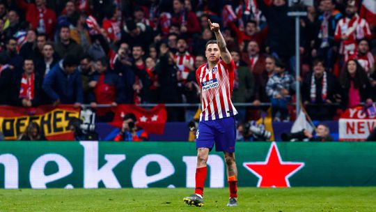 Oficial: Giménez renova pelo Atlético Madrid