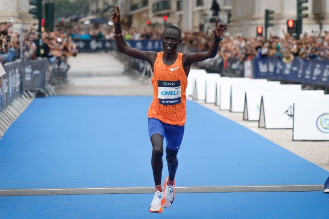 Quénia domina maratona de Lisboa