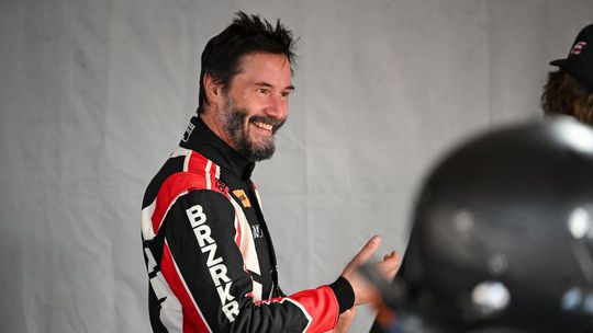 Ator Keanu Reeves estreou-se numa corrida profissional