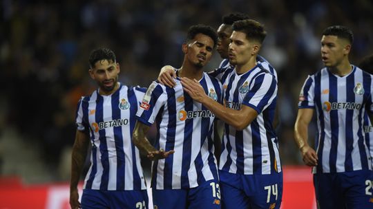 VÍDEO: Galeno marca e faz pedido aos adeptos