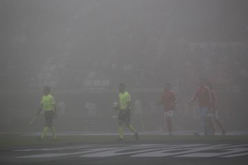 Nacional-Benfica interrompido em definitivo