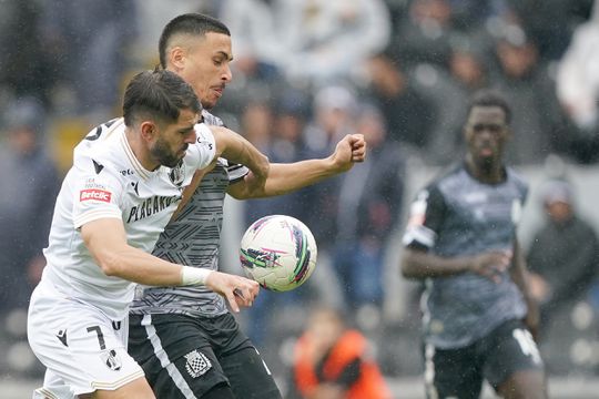 V. Guimarães 2-2 Boavista: axadrezados empatam no último suspiro