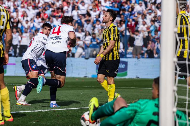 Coates marca e Nacional vence clássico contra Peñarol