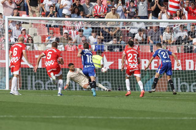 La Liga: Gazzaniga defende três penáltis e Girona vence Athletic Bilbao