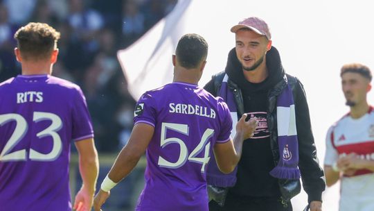 Debast homenageado no Anderlecht