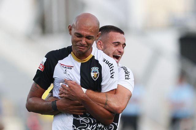 ‘Raulnaldo’ volta a ser decisivo, agora no Farense