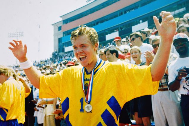 «Fiquei em quarto na Bola de Ouro e retirei-me para ir vender aspiradores»