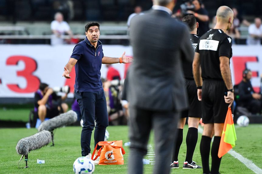 Abel Ferreira no banco do Palmeiras