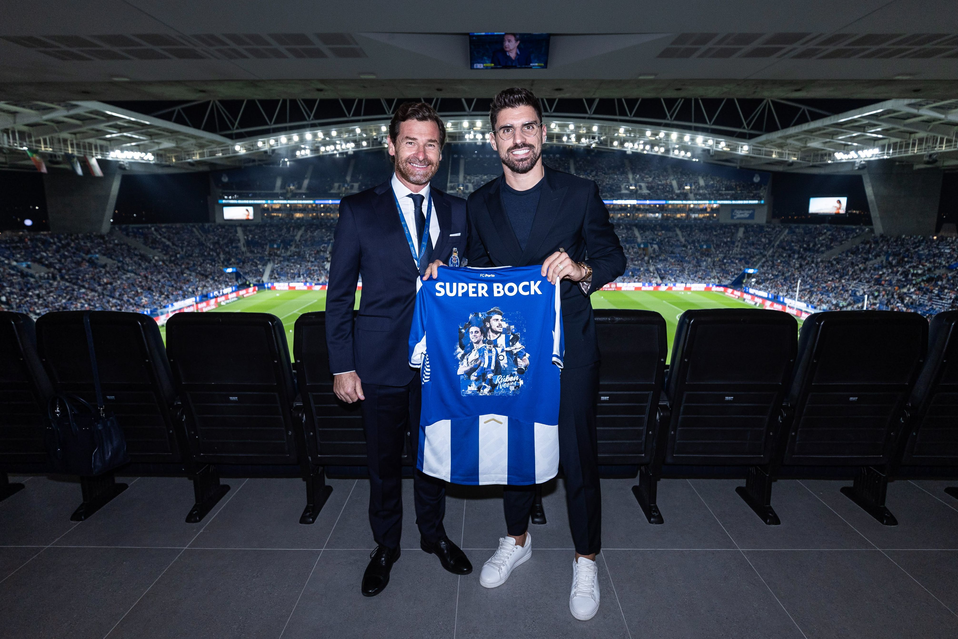 André Villas-Boas e Rúben Neves no Dragão - Foto: FC Porto