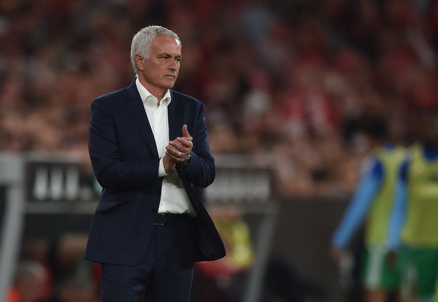 José Mourinho, 62 anos, treinador do Benfica - Foto: MIGUEL NUNES