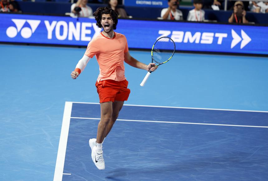 Carlos Alcaraz venceu o ATP 500 de Pequim - Foto: EPA/FRANCK ROBICHON