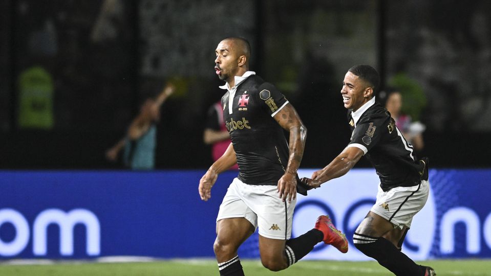 Botafogo soma nova derrota, agora diante do aflito Vasco da Gama