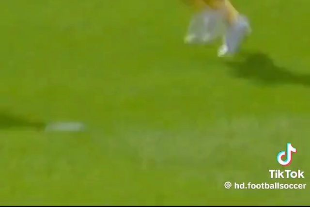 Já não precisa imaginar Messi e Ronaldo a jogar juntos