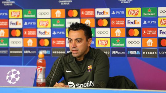 Xavi sugere novo calendário de competições