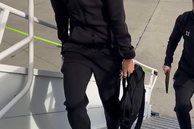 Equipa do Antuérpia a caminho do Porto