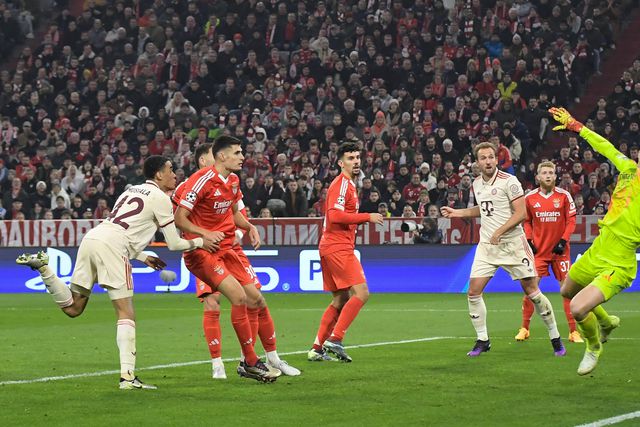 VÍDEO: Musiala quebra resistência do Benfica em Munique