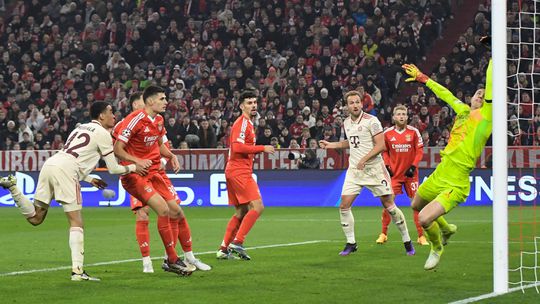 VÍDEO: Musiala quebra resistência do Benfica em Munique