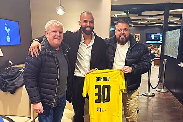 Ex-internacional brasileiro sai da reforma para jogar no 7.º escalão inglês