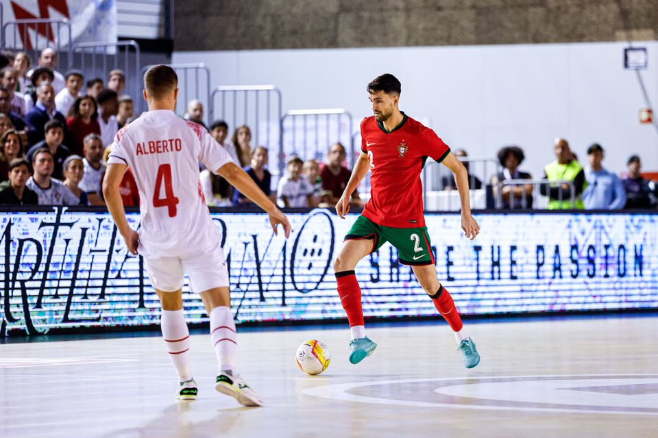 Portugal perde com Espanha em jogo de preparação