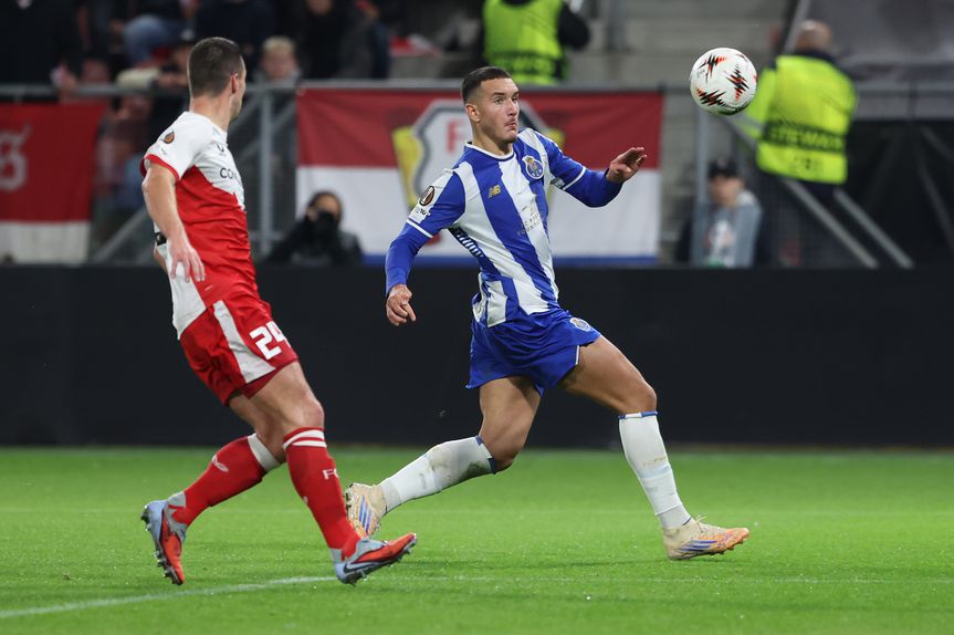 Deniz Gul na partida entre Utrecht e FC Porto - Foto: Catarina Morais/Kapta+