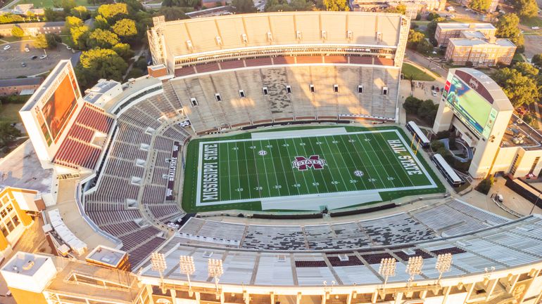 Estádio Davis Wade, 1914. Casa da Universidade do estado do Mississippi, nos EUA, recebe jogos de futebol universitário