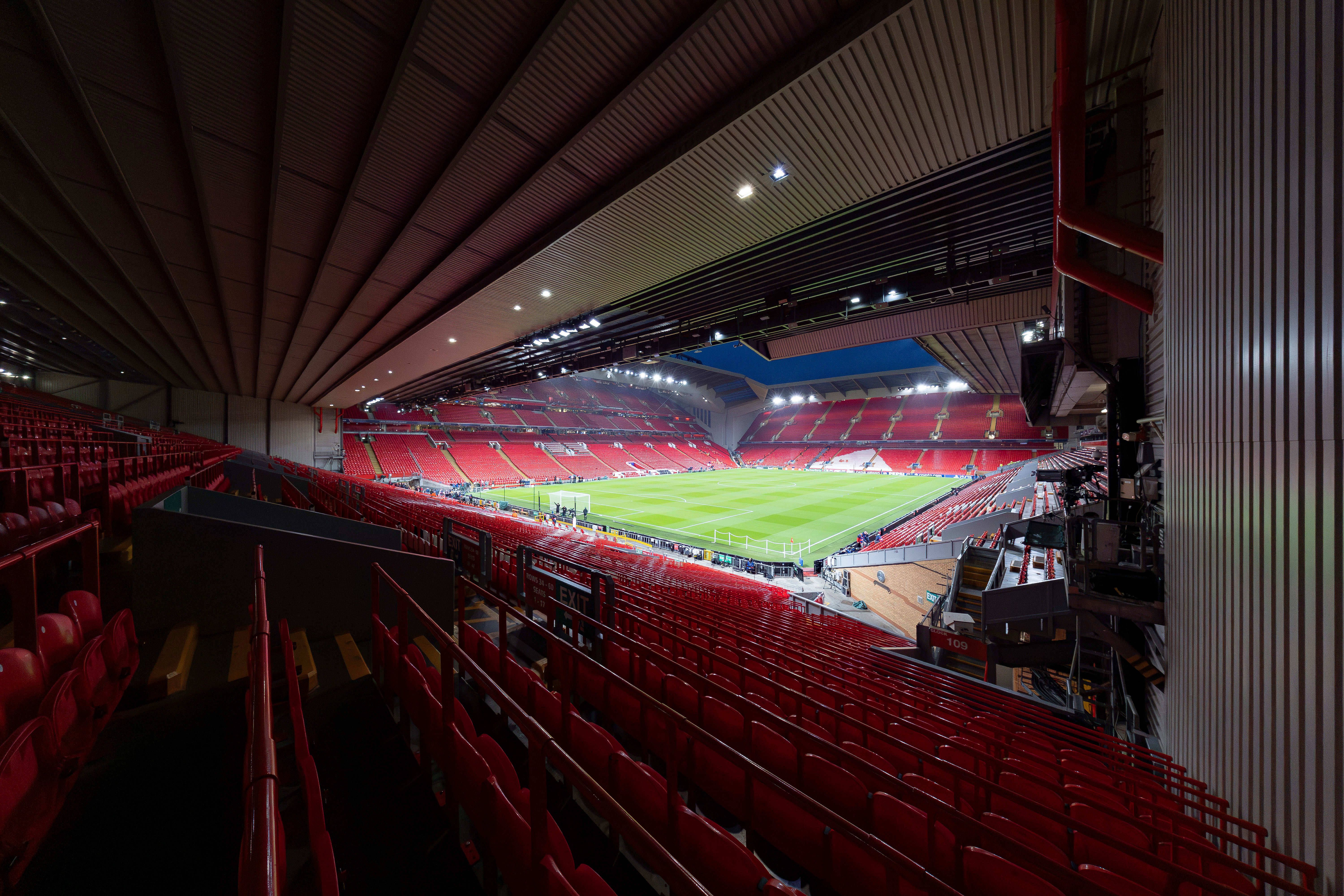 Casa do Liverpool FC desde 1892, Anfield continua a ser um dos estádios mais famosos e míticos do mundo