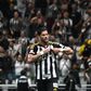Hulk a festejar golo do Atlético Mineiro