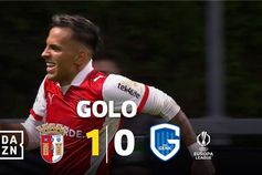 SC Braga na frente diante do Genk com golo de Zalazar