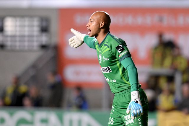 Leo Kokubo, guarda-redes do Sint-Truiden