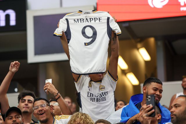 Real Madrid vai avançar por Mbappé a 1 de janeiro... mas tem alternativa