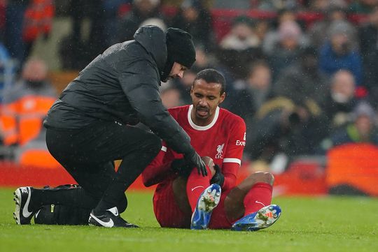 Lesão grave e fim da época para Matip