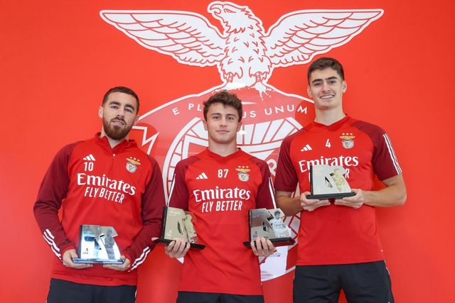 Benfiquistas receberam prémios (vídeo)