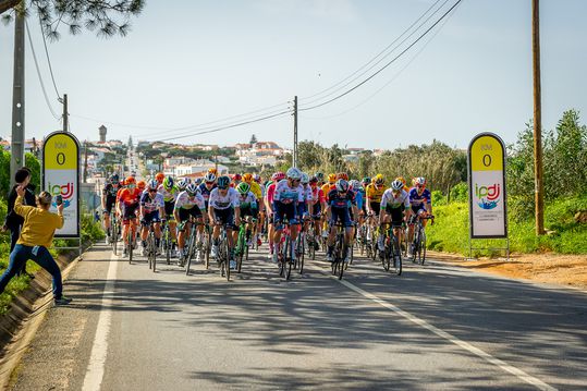 Volta ao Algarve torna a decidir-se no Alto do Malhão