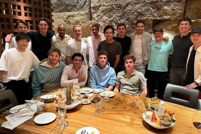 Norris brinca com desavença entre Russell e Verstappen: «Sim, os dois que vocês estão a pensar...»