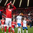 Charlton-Portsmouth foi suspenso ao minuto 12