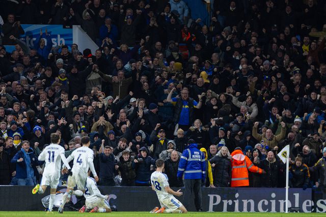 Liverpool deixa fugir vitória aos 90+6' e futuro de Arne Slot pinta-se de negro
