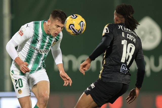A crónica do Rio Ave-Portimonense: «Feliz de quem ganha assim»