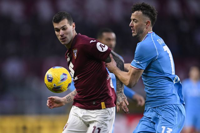 Torino derrota Nápoles, Lazio vence Udinese