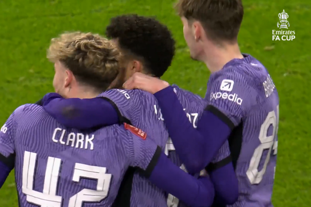 VÍDEO: Diogo Jota assiste Luis Díaz no golo que carimbou a passagem do Liverpool