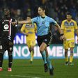 Os árbitros também recorrem ao telemóvel na Serie A