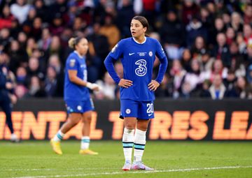 Sam Kerr sofre lesão grave no Chelsea