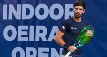 Ténis: Gastão Elias perde na final do Oeiras Open