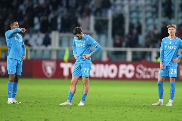 Maus resultados não param e Nápoles pondera retiro