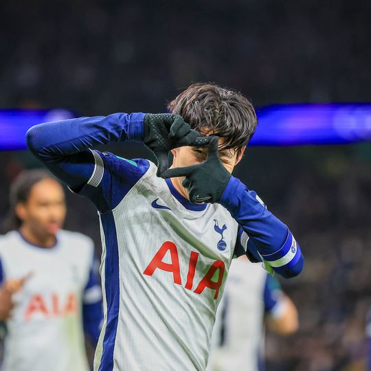 Heung-Min Son renova contrato com o Tottenham