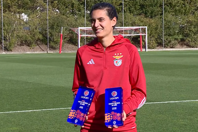 Equipa técnica do Benfica premiada