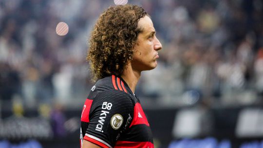 Mercado: David Luiz tem várias propostas do Brasil e algumas na Europa