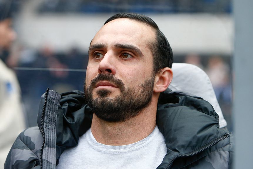 Alexander Nouri, treinador de futebol e gerente de restaurantes