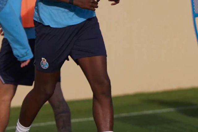 Dragões puxam pelo físico no Algarve