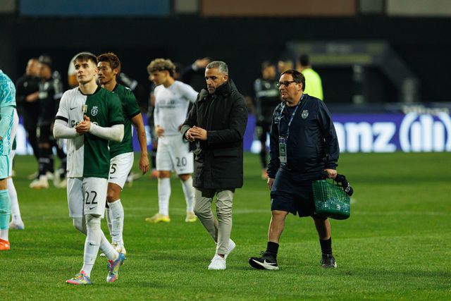 Rui Borges lamentou-se da praga das lesões após a eliminação na Taça da Liga — Foto: IMAGO