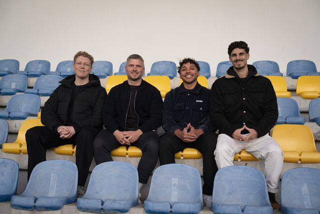 Felix Kruger (2.º a contar da esquerda) lidera nova equipa de investidores no Sintrense (Foto: Mariana Tenório)